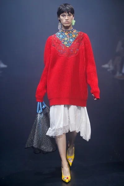 Look 53
